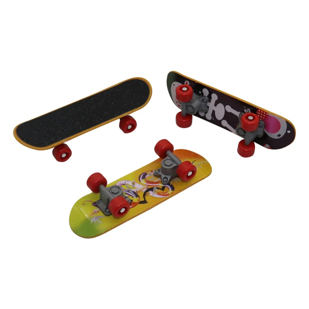 Parrot Skateboard Training Toy
