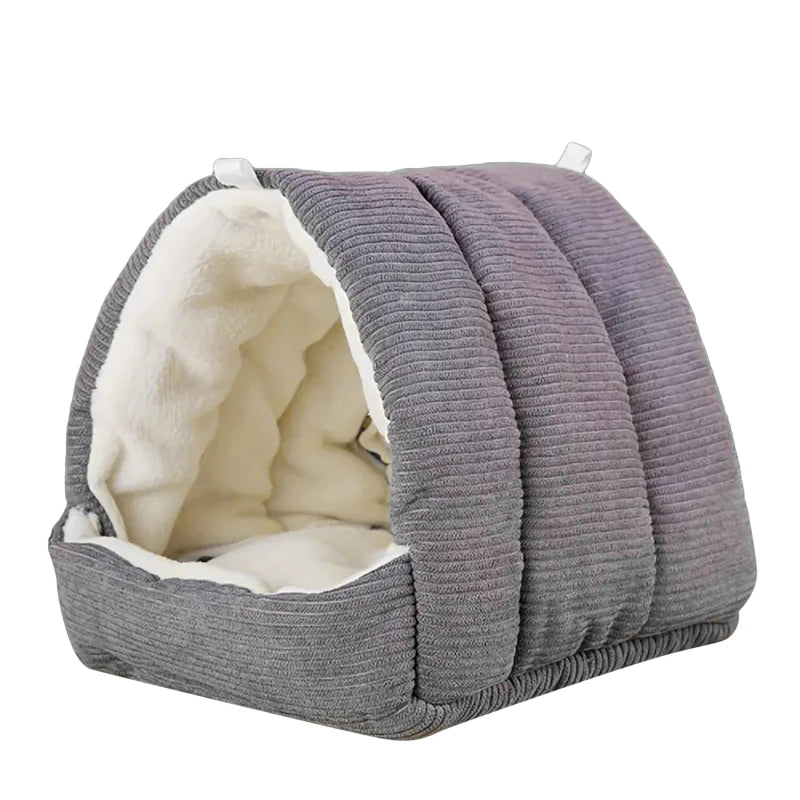 Warm Parrot Nest Hut