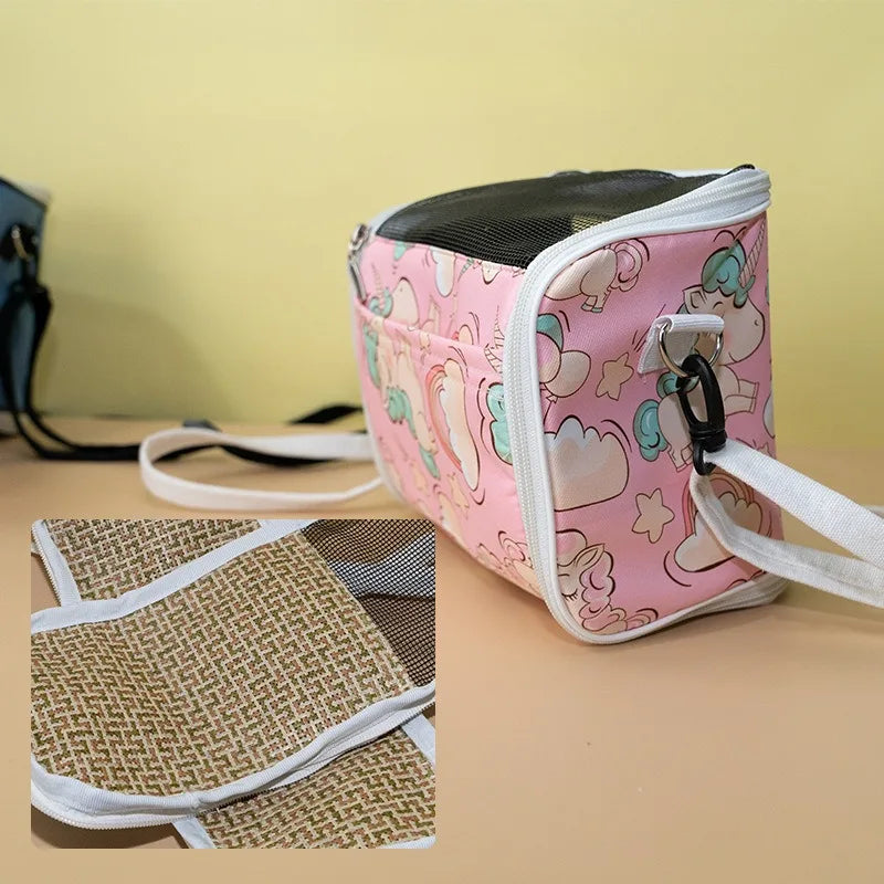Portable Parrot Travel Bag — Breathable Carrier for Parrots & Small Birds