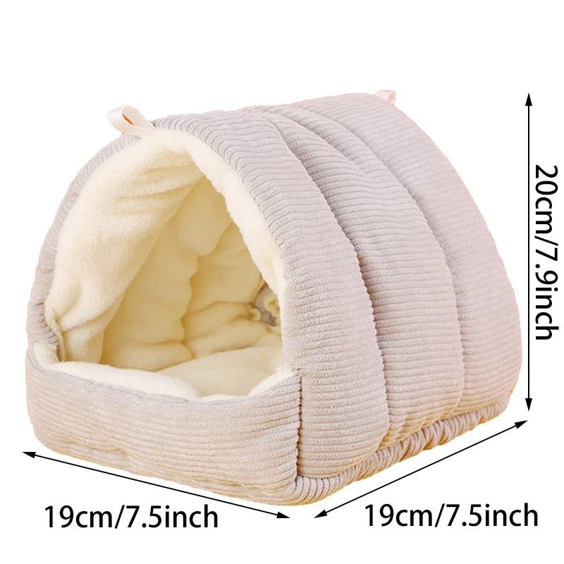Warm Parrot Nest Hut